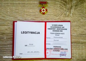 odznaka i legitymacja Honorowego Dawcy Krwi